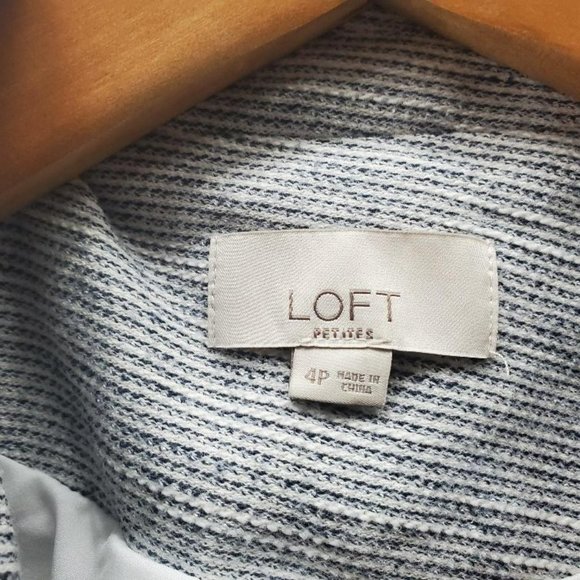 Loft Blazer Womens 4P One Button Closure Lined Blue/White Textured - Picture 9 of 10